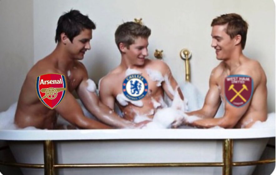 thfchaz's tweet photo. Arsenal, Chelsea and west ham fans whenever spurs plays one of them https://t.co/JC59IznxEG