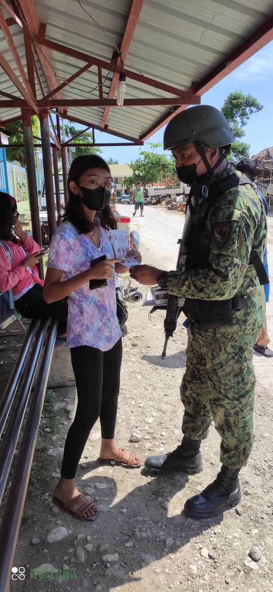 Rpscoyrpsb7's tweet photo. UNITED TO FIGHT AGAINST TERRORISM and CRIMINALITY
RMFB 7, Argao - Personnel of Technical Support Company personnel Pat Joerivel A Cole conducted anti-terrorism and drug awareness to the local residents of Canbanua, Argao, Cebu on August 16, 2022 at 10:00 in the morning. https://t.co/WWv65zq4HJ