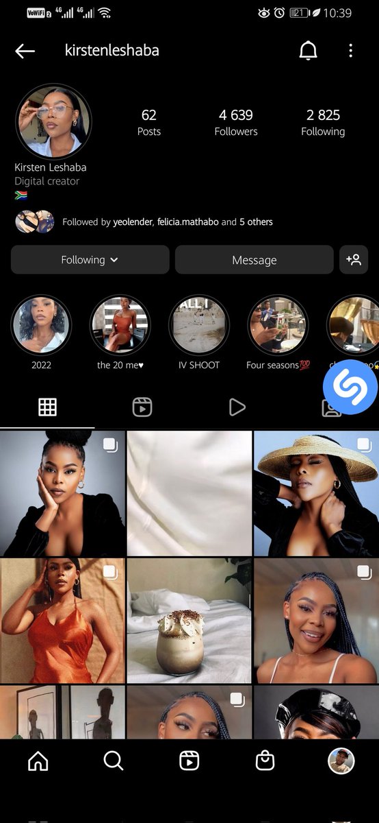 S_Leshaba's tweet photo. She does her own makeup ladies 💖 support nyana🤗 https://t.co/GC4gH78u1h