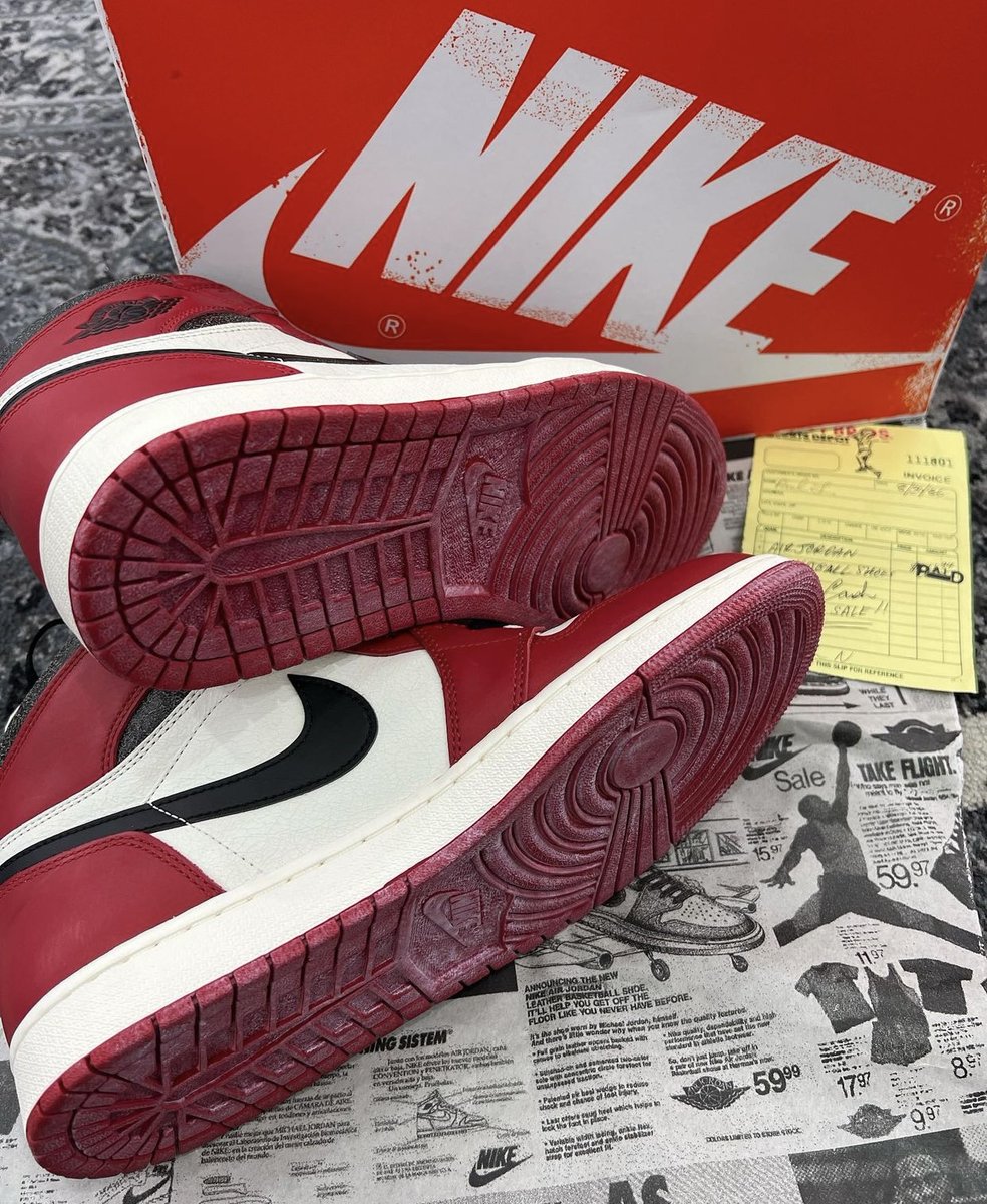 Sneakerologue's tweet photo. Packaging de la Air Jordan 1 High OG "Lost &amp; Found" !

Sortie prévue en Novembre https://t.co/AhIrlYosNn