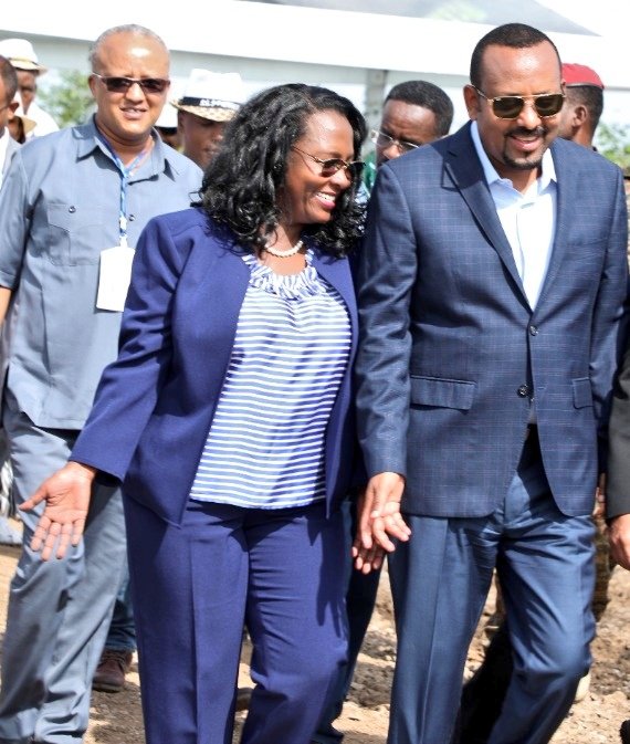 አንበሳው እና አንበሲት!
<a href="/AbiyAhmedAli/">Abiy Ahmed Ali 🇪🇹</a> <a href="/AdanechAbiebie/">Adanech Abiebie</a>