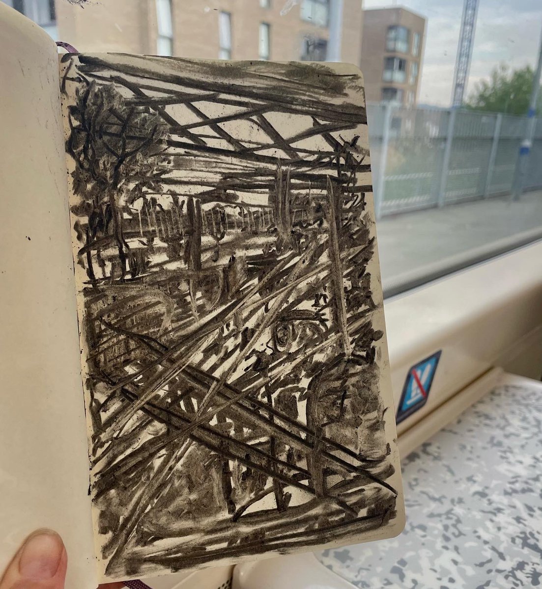 LizAtkin's tweet photo. #Journeydrawings to combat #anxiety and #skinpicking on the train to Victoria @Se_Railway
#publictransport #mentalhealth #dermatillomania #recoverystrategies #BFRB #kentartist #drawingonthetrain @Drawinglives @The_Big_Draw https://t.co/S7oVC9xof1
