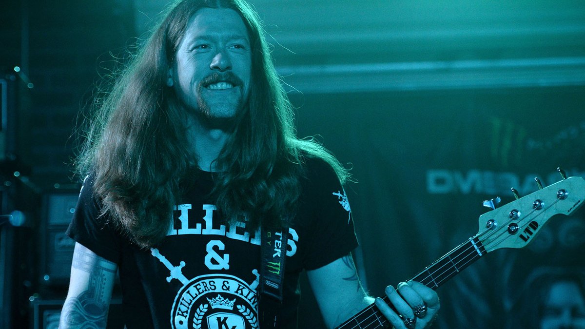 NoClass_Radio's tweet photo. 16 de agosto de 1980. Nace Jared MacEachern, más conocido como cantante y guitarrista de la banda estadounidense Sanctity. En 2013, se unió a Machine Head como bajista, reemplazando a Adam Duce. #JaredMacEachern #Sanctity #MachineHead https://t.co/4hRIl1VGFd