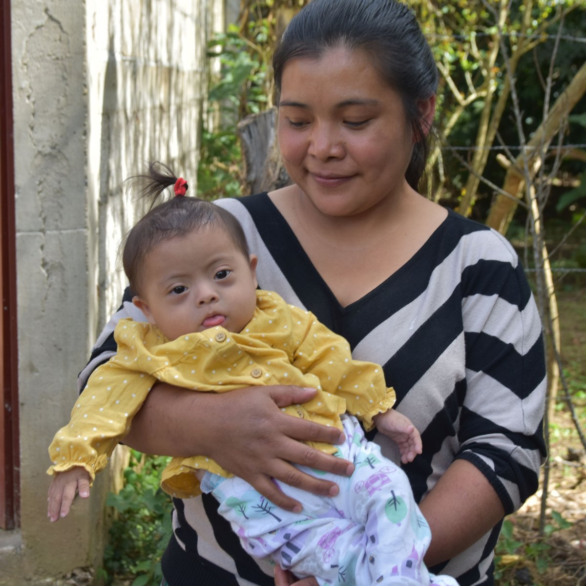 nphkinderhilfe's tweet photo. Unser Familienzentrum in Guatemala ist eröffnet! Die ersten Kinder erhalten nun Physiotherapie. So auch Baby Elia mit Down Syndrom. #nph #nphdeutschland #nphkinderhilfe #charity #lateinamerika #kinderhilfe #kinderhilfswerk #familienzentrum #guatemala #behinderung https://t.co/s6kntl9kIl