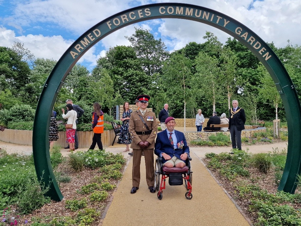 AlphaRailLtd's tweet photo. In 2020, Alpha rail installed a decorative archway for the Royal British Legion. A ceremony was recently put in place to tribute our armed forces and we have received some lovely feedback and photos from them to share.
#AlphaRail #ArmedForces #RoyalBritishLegion https://t.co/Rp2HSca5Hv