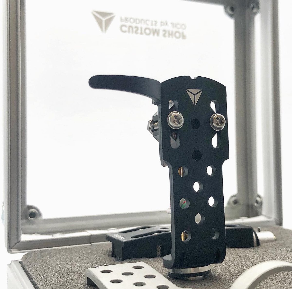 JICO_INT's tweet photo. A new JICO CUSTOM SHOP Accessory will be released on 9/5/2022, excellent for storing & transporting phono cartridges.
https://t.co/ijbathjcXO
#jico #jicocustomshop #phonocartridge #cartridgecase #audiophile #turntablism #turntable #newproduct #phono #djgear #audioaccessories https://t.co/MXSNm9Rer5