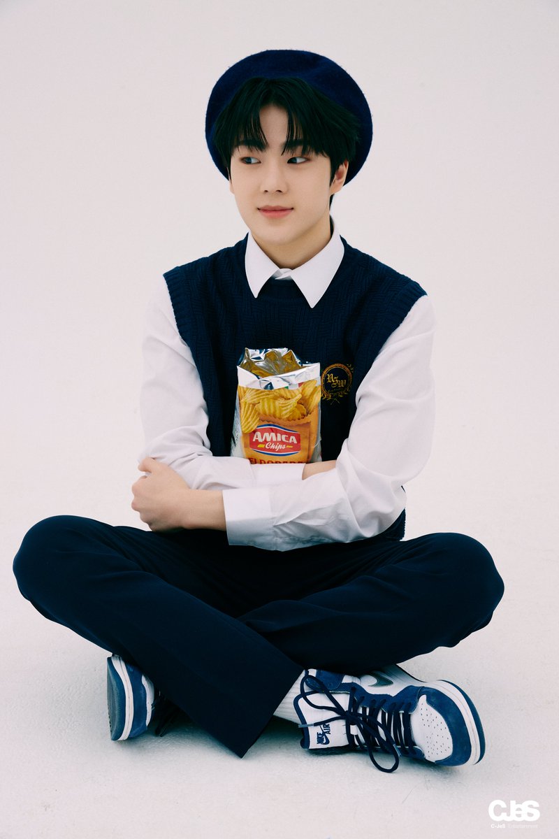 whib_official's tweet photo. M.I.C #준민

#MIC #madeincjes #JunMin
#trainee #연습생 #씨제스연습생 https://t.co/142ZV8QnBq
