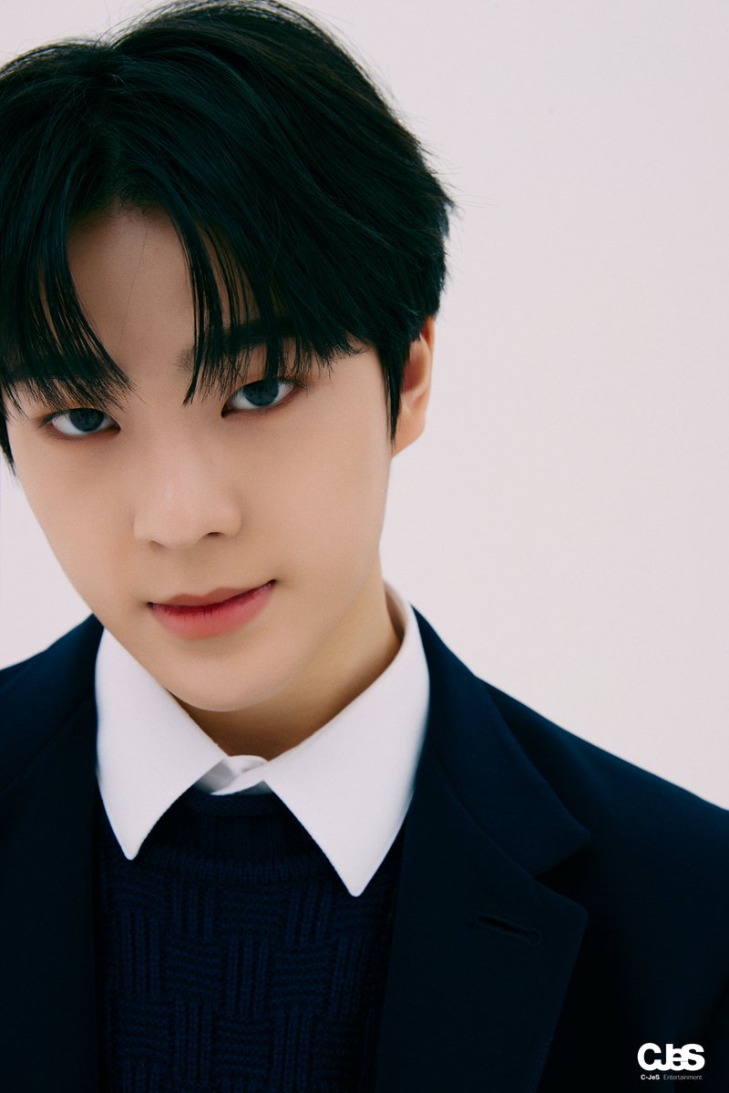 whib_official's tweet photo. M.I.C #준민

#MIC #madeincjes #JunMin
#trainee #연습생 #씨제스연습생 https://t.co/142ZV8QnBq
