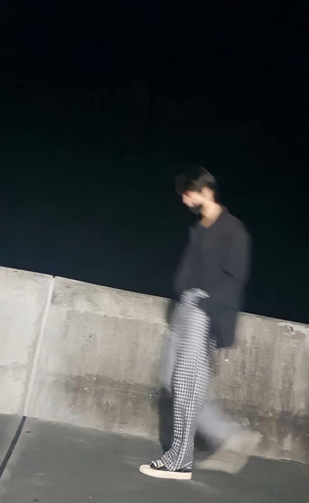 mnghxo8's tweet photo. 📍Sea side, Mall of asia 

#CaratSelcaDay #CSD #csd #SEVENTEEN #CARAT #THE8 #XUMINGHAO @pledis_17 https://t.co/SUqCFBxcCG