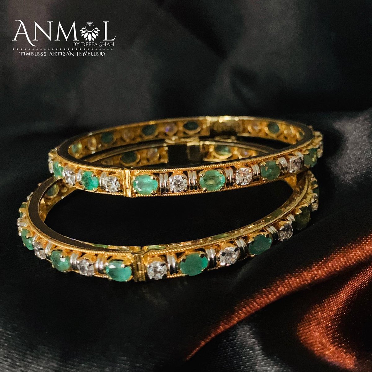 InfoAnmol1's tweet photo. Love for emeralds? Perfect choice for handcrafted CZ emeralds silver base bangles.#onlyatanmol https://t.co/FCb3sL4ZNP