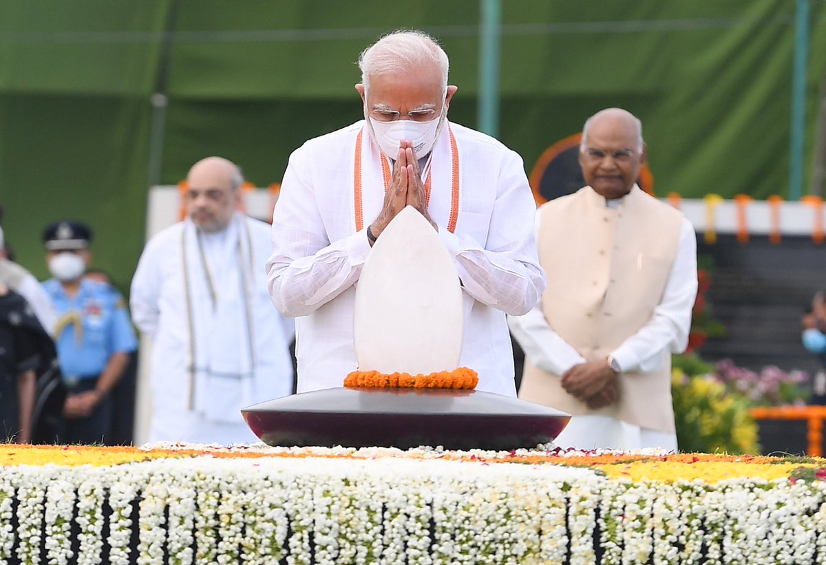 BaBaKumarAman's tweet photo. राजनीति के अजातशत्रु, प्रखर कवि, पूर्व प्रधानमंत्री भारत रत्न आदरणीय अटल बिहारी वाजपेयी जी की पुण्यतिथि पर शत् शत् नमन💐🙏
लोकतांत्रिक आदर्शों के प्रति आपकी प्रतिबद्धता हम सभी के लिए प्रेरणास्पद है।।
#AtalBihariVajpayee 🙇👏
@narendramodi @AmitShah @BJP4Bihar @BJP4India https://t.co/1WShUnEa2Y