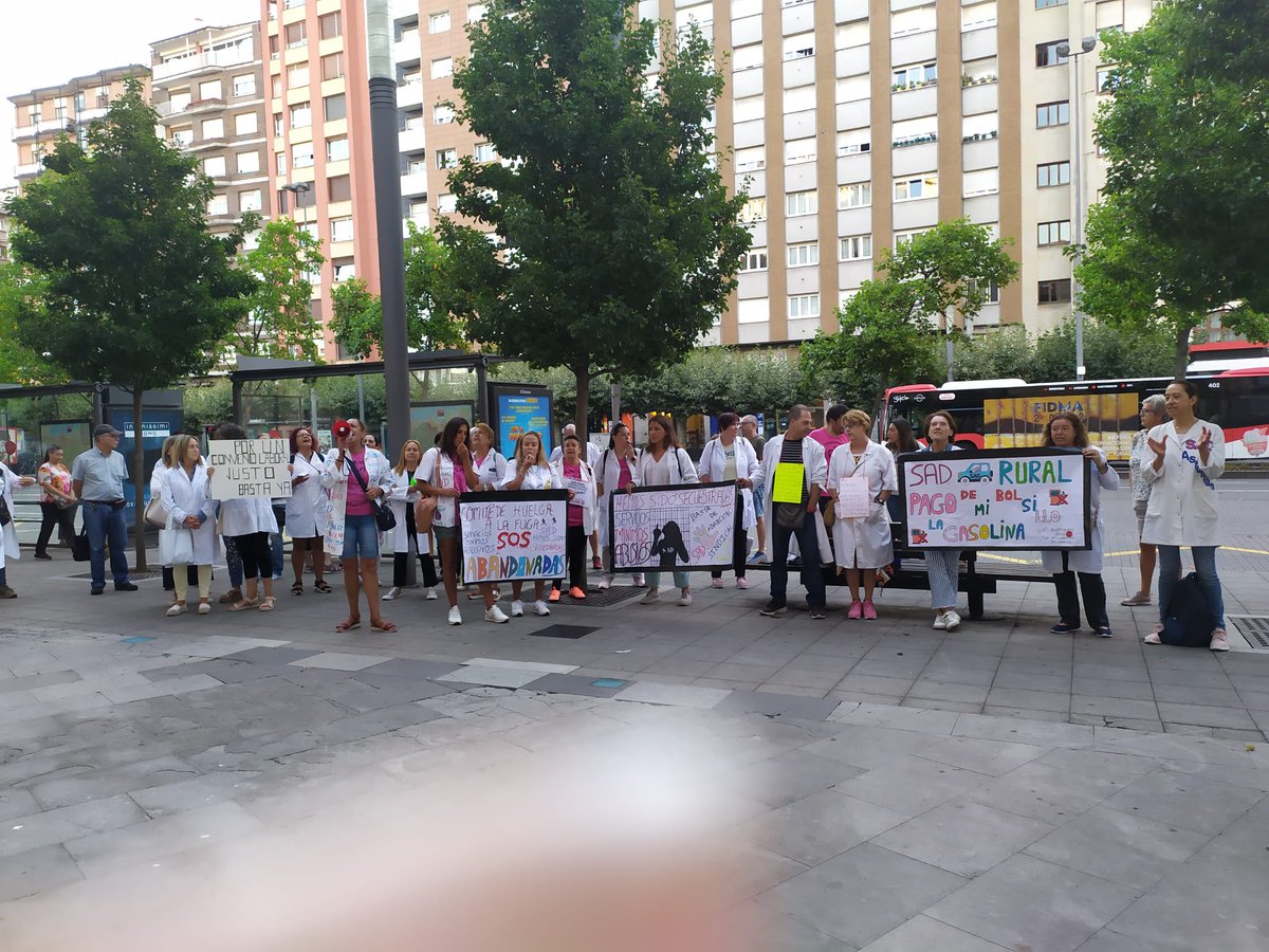 Hoy ha empezado la huelga indefinida de las compañeras de <a href="/sadastur/">@piliAstur</a> contra el nuevo convenio de la patronal.

Solo con la lucha conseguiremos un convenio digno para el sector. ¡Mucha fuerza compañeras!

izquierdarevolucionaria.net/index.php/esta…