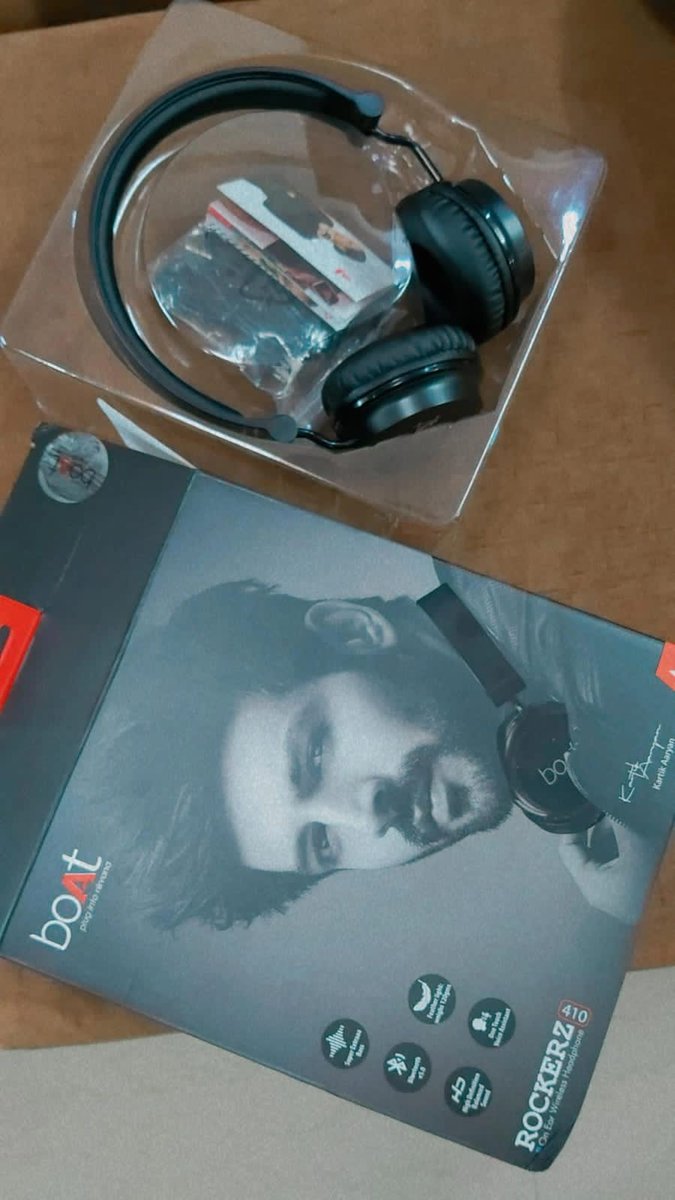 Savvysush's tweet photo. @baapofchart thank you for the lovely gift!! Day 5 ka session chalu tha tab aa gaya... market ke wajah se chota loss hua tha uske baad ye  unexpected gift jab aya to mood accha ho gaya.. thank you very much sir! https://t.co/LewPQdB0Ry