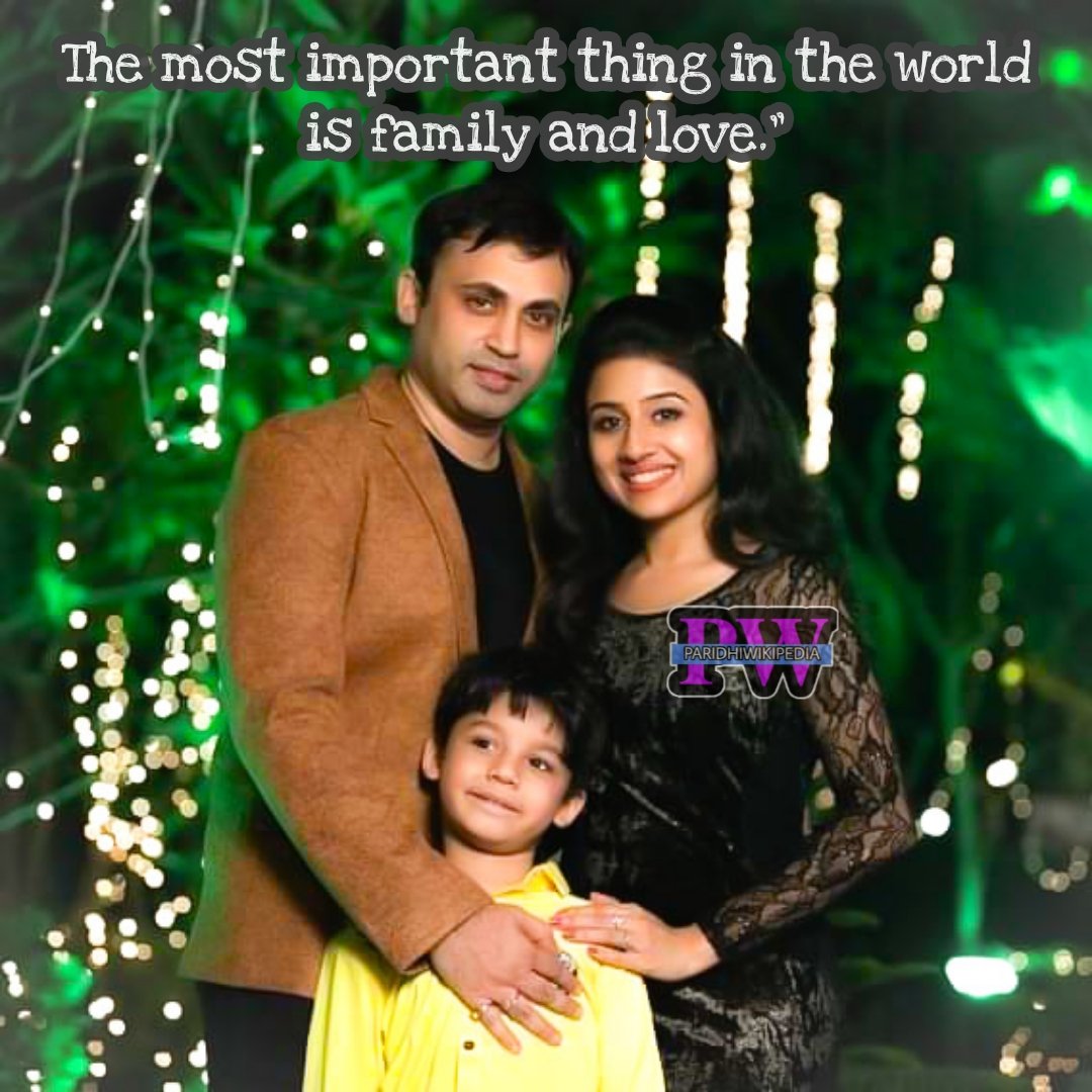 ParidhiWikpedia's tweet photo. The most important thing in the world is family and love.”
.
.
.
.
#paridhisharma #paridhiofficial #love #purple #white #princess #love #pyar #ita #jodha #family #kishhu #tanmaisaksena #parimai #babyjaan #maabeta #jodhaakbar #nupur #babes   #paridhiwikipedia #PyariParidhi❣️ https://t.co/Kp0MRKraaT