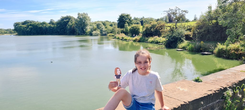 ladydignam's tweet photo. We are making the most of the beautiful weather and getting our steps in with a walk around the Dam @MrsWilliamsSM https://t.co/d6kCt0rv4p