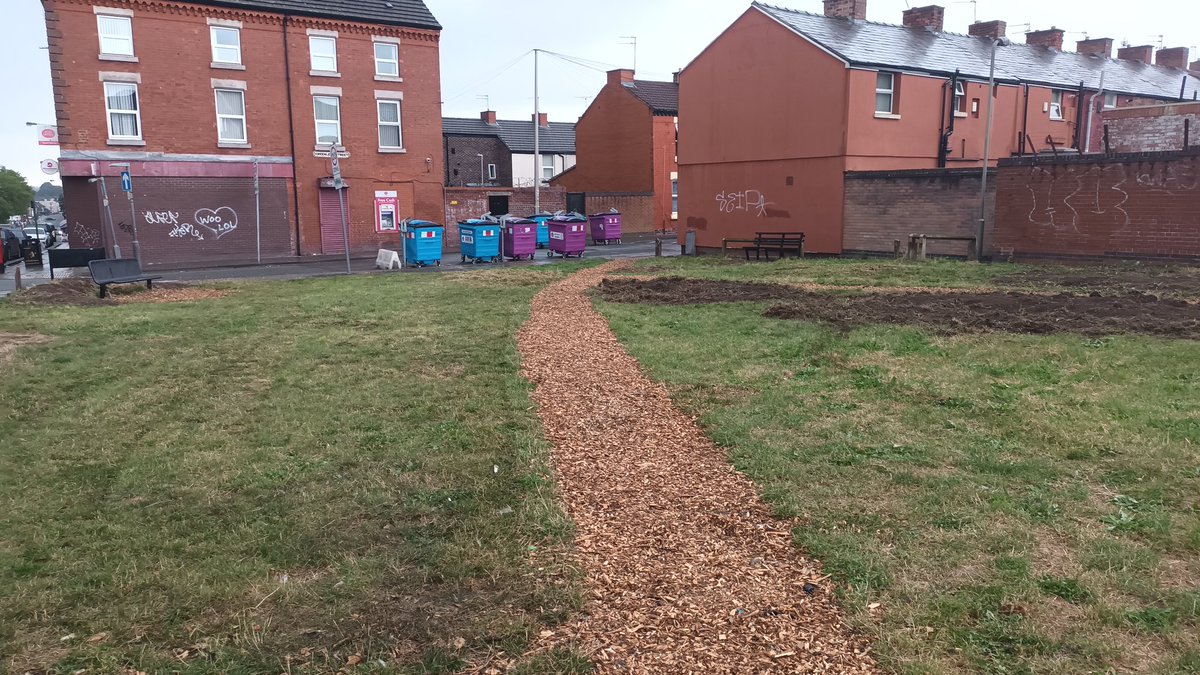 What an amazing message to wake up to, #Karl &amp; Dad on site, obliterated the planters in less than a hour, this would have taken us 3 weeks to do manually. Finished with a hot cuppa #Ferdain #Raggas <a href="/FischercoUk/">Fischerco Gardening Contractors Liverpool</a> @karlfischer_biz <a href="/Richard8266/">Richard Byrne</a> <a href="/GoodGymLpool/">GoodGym Liverpool 🏃🏼‍♀️🏃🏽‍♂️🏃🏾‍♀️</a> <a href="/PennyLnWombles/">PennyLaneWombles</a> THANKS 🌎