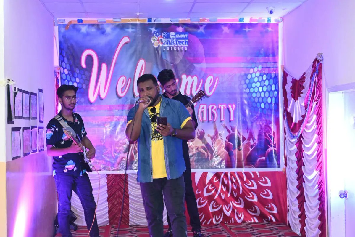 SzabistZabtech's tweet photo. SZABIST ZABTech Larkana arrange a welcome party for newly enrolled students of DIT-75 Batch by students of DIT -74 under the supervision of their Teachers.
.
.
.
.
#SZABISTZABTechiTVE #TVET #skills #skillsforall #zabtechlrk #wellcomeparty https://t.co/ai5xBFUfLC