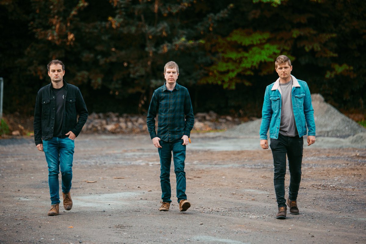 Jawdropper Music (@jawdroppermusic) on Twitter photo P O W D E R H O U S E
β’ Brilliant new music dropping this Friday from Mayo based alternative band <a href="/powderhouse20/">Powder House</a> who are set to release their powerful, fierce and highly anticipated single βThere You Goβ this Friday, August 19th.
β’ PRE-SAVE: fmg.lnk.to/thereyougo P O W D E R H O U S E
β’ Brilliant new music dropping this Friday from Mayo based alternative band <a href="/powderhouse20/">Powder House</a> who are set to release their powerful, fierce and highly anticipated single βThere You Goβ this Friday, August 19th.
β’ PRE-SAVE: fmg.lnk.to/thereyougo