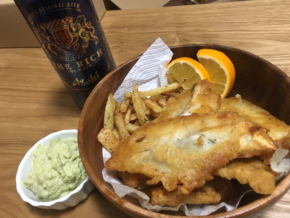 noah_20170302's tweet photo. セルフフィッシュ&amp;チップス　
テイクアウェイで https://t.co/pbX9spUq4Y