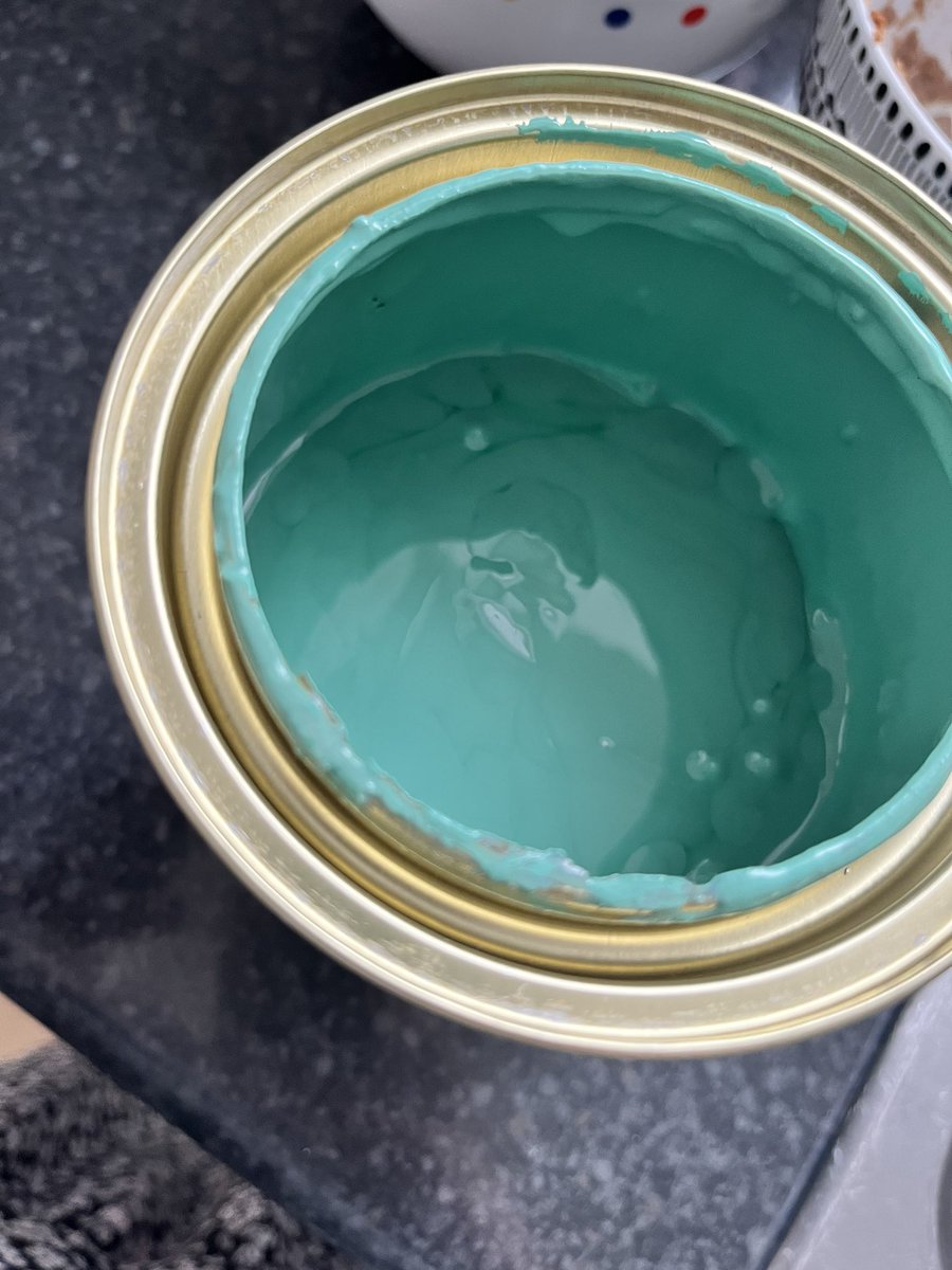 EmmyParrott's tweet photo. What’s happening with this then? Just got home with my 1 litre tub of paint to find it half full? @Poundland @pepandco https://t.co/bboKe7leHY