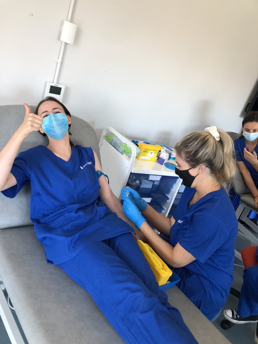 Taking bloods from each other for the first time today in our clinical skills bootcamp #preseasontraining <a href="/UlsterUniMed/">School of Medicine | Ulster University</a>