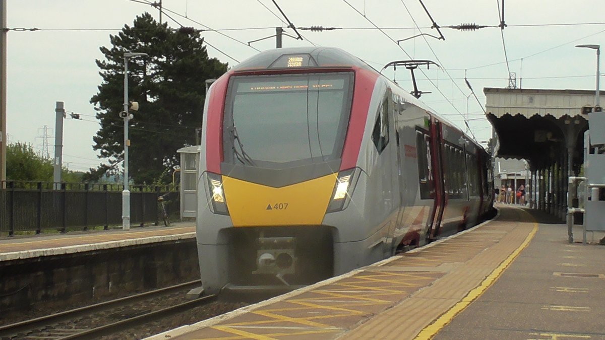 danthetrainman's tweet image. A fun day at Manningtree seeing some trains. #class153 #class321 #class745 #class755