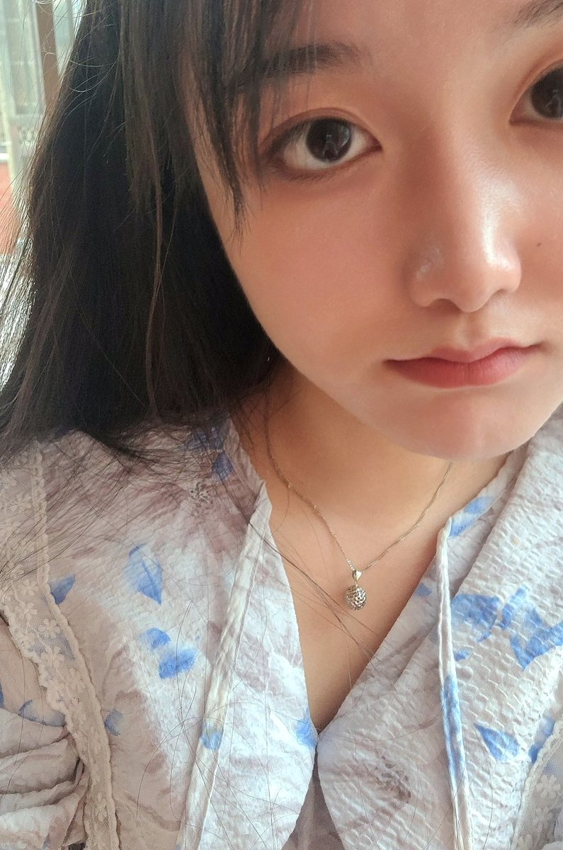 biantaixiaohe tweet media