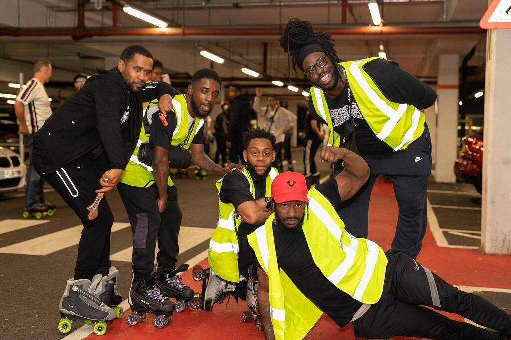 RollingDistance's tweet photo. We guide and protect 👷🏾‍♂️🦺

The Lens Of: @indiamaealby 📸
Camera: @canonuk 6D MK II

#RollingDistance #Skating #Community #Photography https://t.co/ovxboudnW5 https://t.co/BYBh3S8uIA