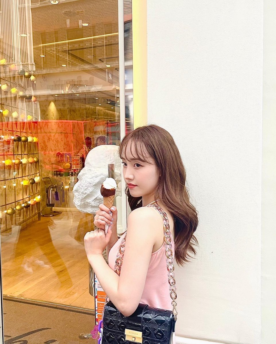 haeyoonzip's tweet photo. 📸 220814 IG Update (1/3)

🔗https://t.co/bItgxCY662

#CherryBullet #체리블렛 #Haeyoon #ParkHaeyoon #해윤 #박해윤 #へユン #パク・ヘユン @cherrybullet https://t.co/QnS4K0lFcU