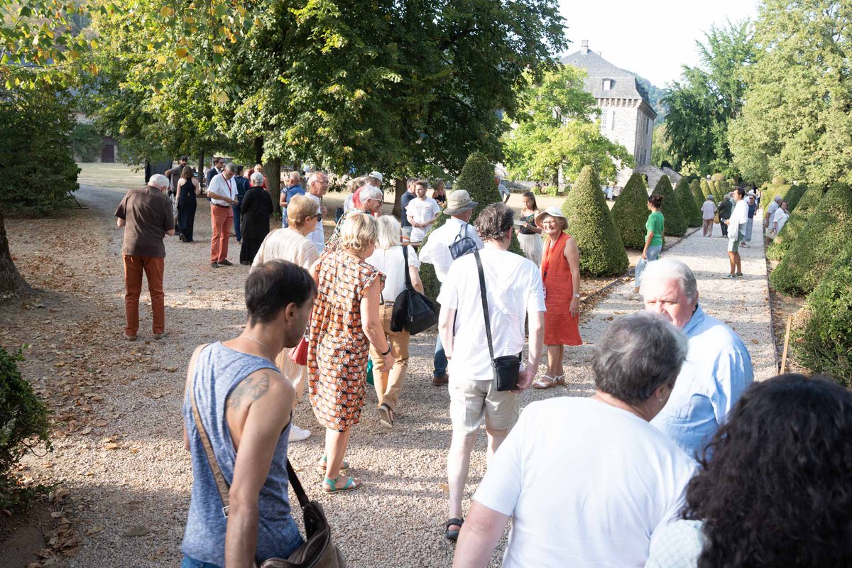 festivalVezere's tweet photo. 🌦 Averse de compliments samedi après le #concert de Vassilena Serafimova @Vassinka et @ThomasEnhco Des éloges sur les musiciens, le programme #Bach, la soirée avec les producteurs locaux Origine #Corrèze. 😍 #festival #41eFDV #marimba #piano https://t.co/eyRMAjH2W4