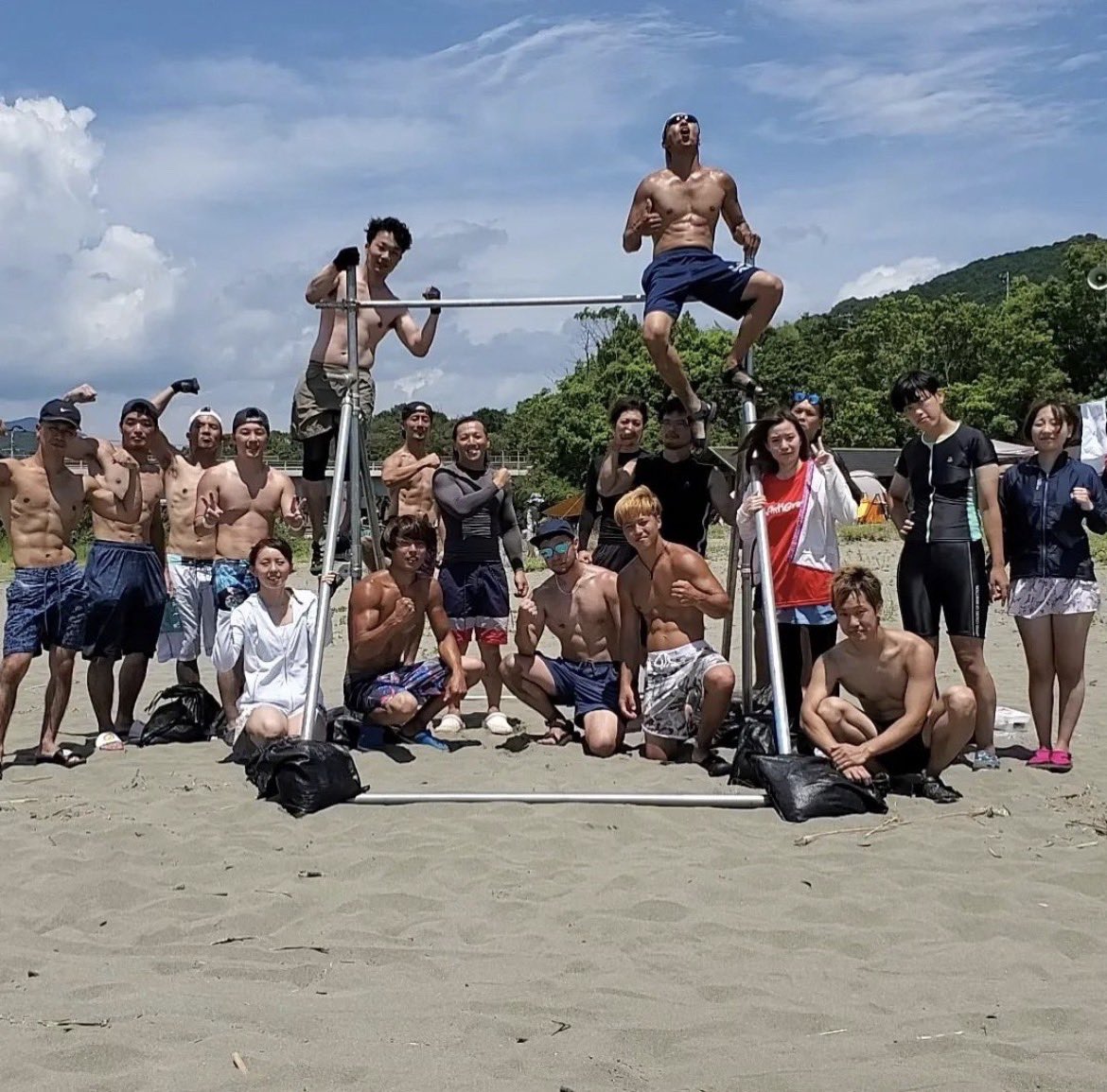 urasthenics's tweet photo. 四万十ビーチセッション🔥
忘れられない、最高の夏になりました💪💪 https://t.co/Y4hJQafgn9