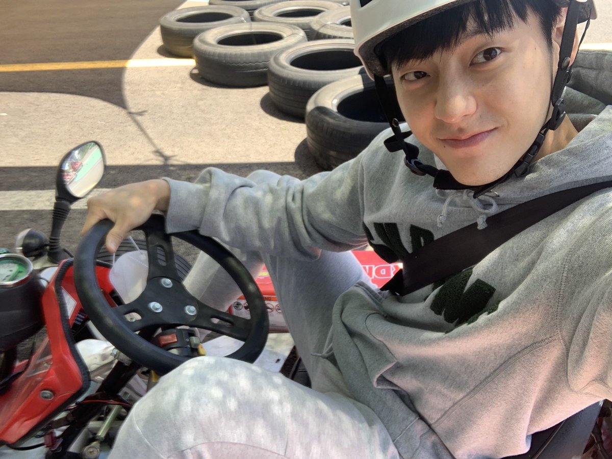 btob2mh's tweet photo. 2020년도 애기애기하다 
마지막은 장화 신은 냥냥이 따라하기 https://t.co/fld0QegkQL