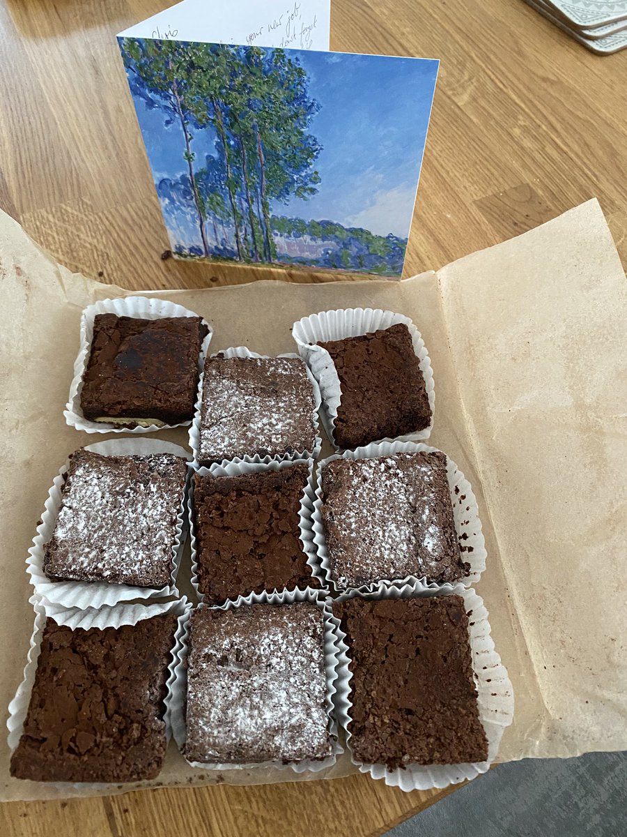 Good start to a Tuesday morning at work - not only have I climbed to the top of the Aqua/TU fantasy football league I also received these lovely treats from <a href="/Aqua_NHS/">Advancing Quality Alliance (Aqua)</a> star baker <a href="/clark_works/">Julie Clark</a> - thank you very much