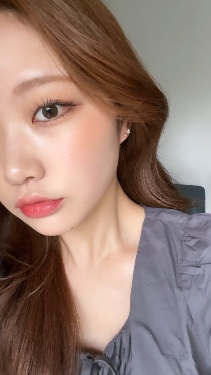 _rea00318_'s tweet photo. 韓国アイドルみたいなちゅるんカラコン!
細い縁がナチュラルに可愛いよぉ🌷

RiryBunny / mocabunny
1箱10枚入りで1100円❕❕

https://t.co/wEOrgQJsxx https://t.co/n5wKTO8Spp