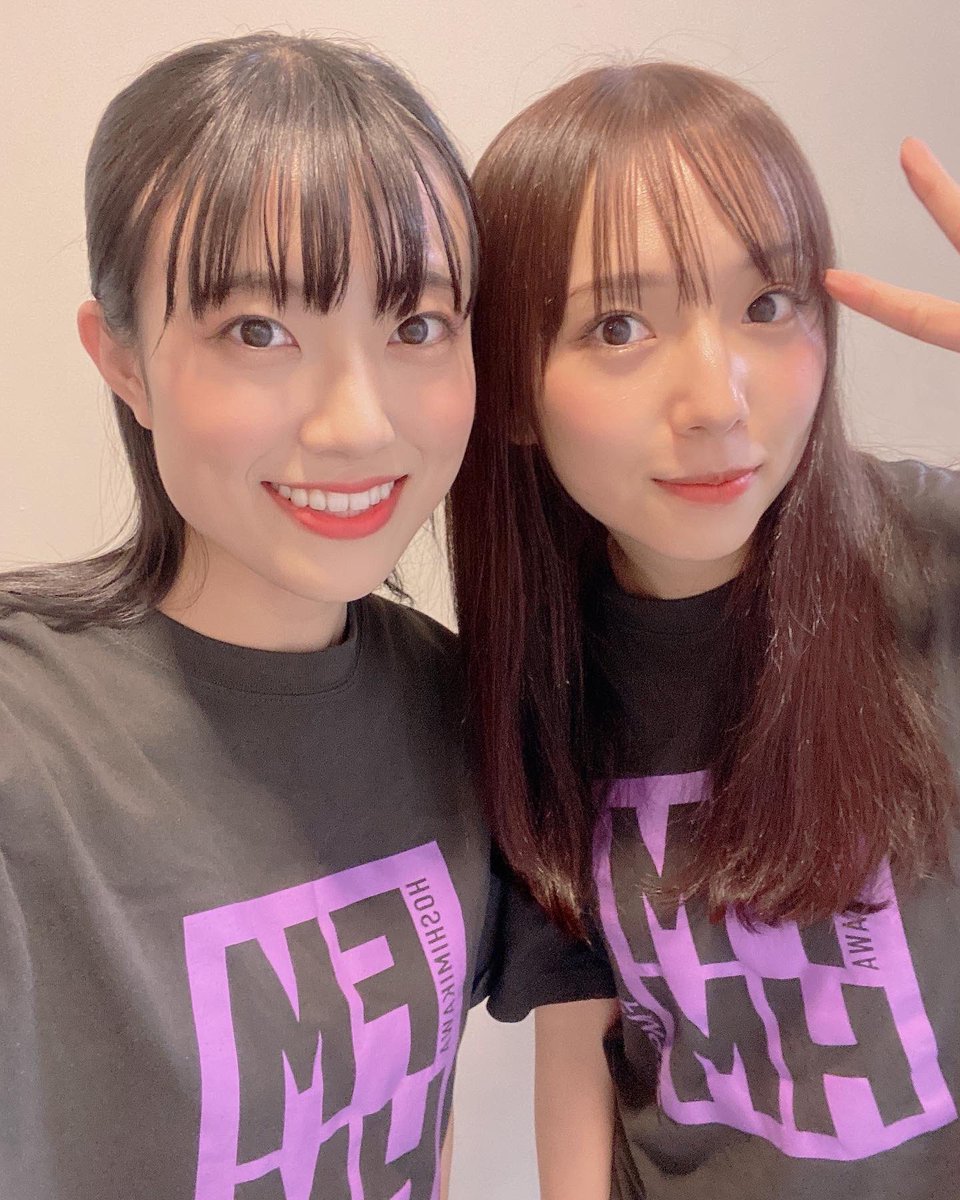 yuzunappappa's tweet photo. 茜さんと鈴ちゃん📻🎧🥰

ツーショット撮ってもらいました📸✨

2人とも綺麗でかわいすぎて撮ってもらうの緊張した😳💓

#舞台ONAIR 
#新内眞衣 さん #羽瀬川なぎ さん

https://t.co/GOcY1yBbGQ https://t.co/oxbcfTVMM5