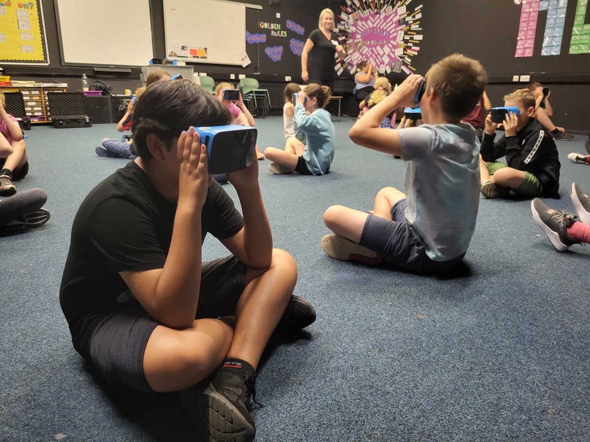 campionsummer22's tweet photo. A fantastic experience doing VR space exploration at @Campion_School summer school today! Thanks to @educationgroup the pupils learnt lots about our planets and space. https://t.co/ssetlFj5DJ