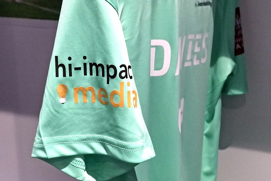 👕 We have an opportunity for a business have their name as our sleeve sponsor for our televised game against Newcastle United next week!

Contact DebbieQ@tranmererovers.co.uk to enquire 📩

#TRFC #SWA