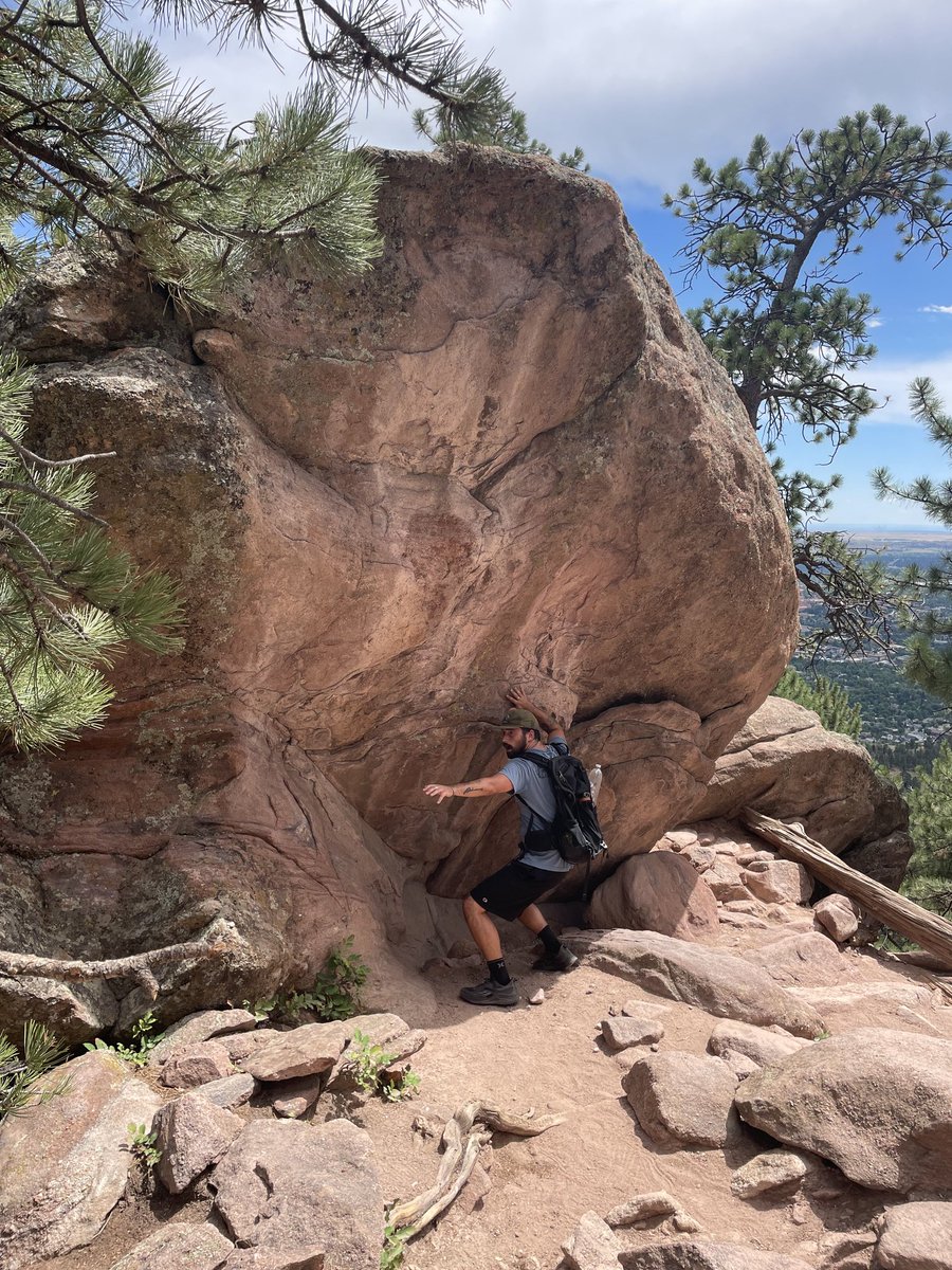 Happy Tooobsday! <a href="/TheKingsLens/">Patrick</a> spotted this beauty of a rock barrel on his weekend nature hike🪨 #barrelbarrel