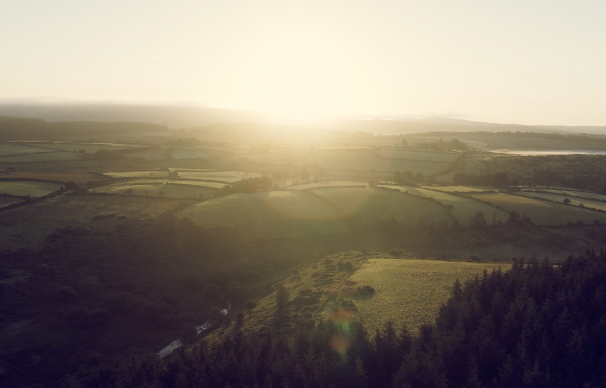 BoveyCastle's tweet photo. Extend the weekend and make the most of the bank holiday! ☀️🥂

📖 - https://t.co/XOcv1wc0Xa
📞 - 01647 445000

#prideofbritainhotels #boveycastle #visitdevon #devon #dartmoornationalpark #devonbreaks #bankholidayweekend
@pobhotels @VisitDevon @VisitDartmoor @visitsouthdevon https://t.co/fk29a9nbVX