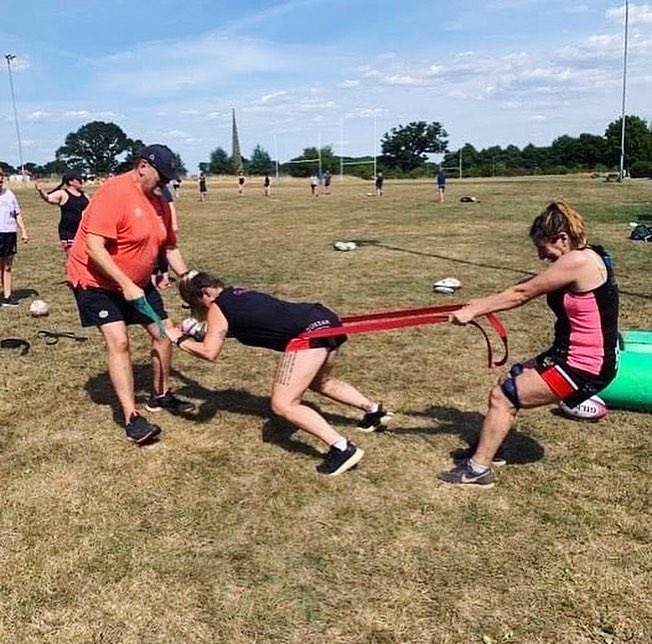 Mrs_Chubbs_'s tweet photo. None of its pretty but it’s all progress 💪🏼Enjoying preseason & its challenges so far-ready for more with this group of awesome, strong women.Shout out to my fellow ‘22 Tug of War Champs🏆 & @lesastanton who had to hold me😂
#preseason #itaintpretty #scrumtime @YeovilRugbyGirl https://t.co/qZjC5auIgb