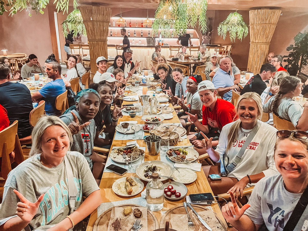 LadyRaiderWBB's tweet photo. One last Greek dinner before we head home! This trip was full of incredible memories and a few victories!

#LadyRaidersGoingGreek https://t.co/O0HEmAnJEk