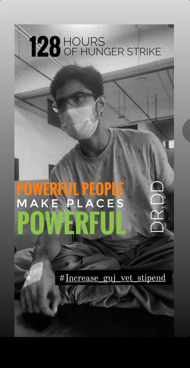 ડો. ધાર્મીક ડેસાઇ વેટરનરી કોલેજ જુનાગઢ માં છેલ્લા લગભગ 130 કલાક થી ભુખ હડતાળ પર છે,  પરંતુ હજુ સુધી અસંવેદનશીલ સરકાર નો કોઈ પણ નેતા કે મંત્રી મળવા માટે નથી પહોંચ્યા. આ એક ખુબ શરમજનક સરકાર માટે ધટના છે.
#Increase_Guj_Vet_Stipend 
<a href="/CMOGuj/">CMO Gujarat</a> <a href="/Bhupendrapbjp/">Bhupendra Patel</a> <a href="/CRPaatil/">C R Paatil</a> <a href="/sanghaviharsh/">Harsh Sanghavi</a>