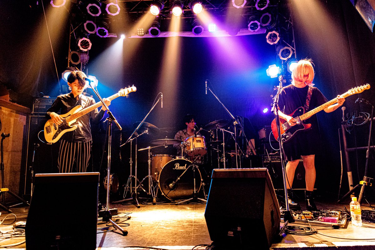 yukantocaramel's tweet photo. 8/13 北堀江Club vijon

対バン様も素敵な方ばっかりだったな！
見にきてくれた人も配信見てくれた人も関係してくれた人もみんなありがとうございましたっ！！☀️☀️

次回ライブは夕刊夏の東名阪ツアー✈️✈️

8/21(日) 新宿SAMURAI

取り置きまだまだお待ちしておりますー🍢🍢🍢🥹

photo  by (@G2iAz ) https://t.co/N09ZAr05AW