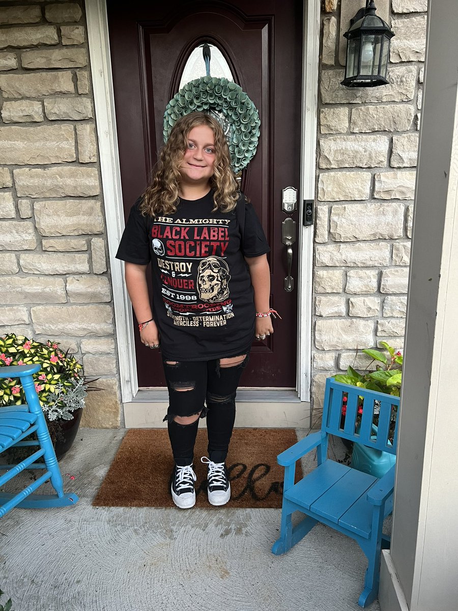 jesseajbays's tweet photo. Black Label Society killed it in Cincinnati last night. That was my daughters second concert and she loved it!! She’s rocking her tour tshirt to school today, proudly!! 🤘 @ZakkWyldeBLS  #zakkwylde #BLS #SDMF #blacklabelsociety #cincinnatichapter https://t.co/sY8wkouwtX