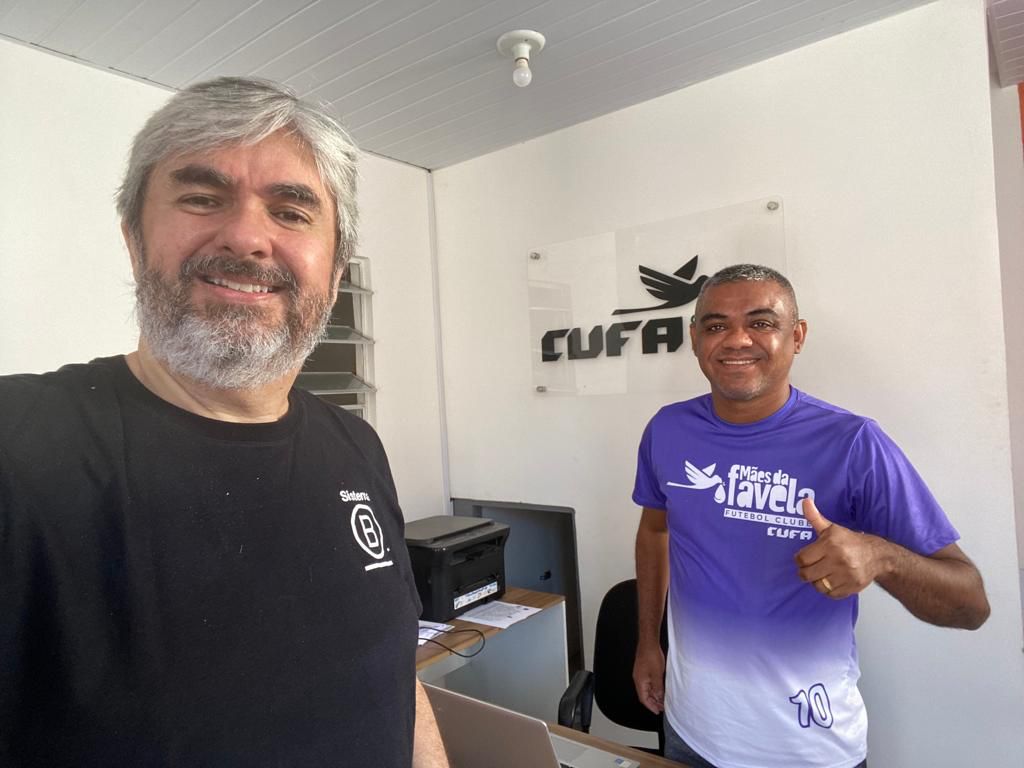 cufa_ceara's tweet photo. Na manhã de ontem (15), o presidente da CUFA Ceará, piqqueno recebeu a visita do Sócio Fundador da investidora IN3, Haroldo Rodrigues na sede da CUFA no Barroso.
O propósito da visita foi entender sobre os negócios existentes na favela. https://t.co/BYpfuNkcgH