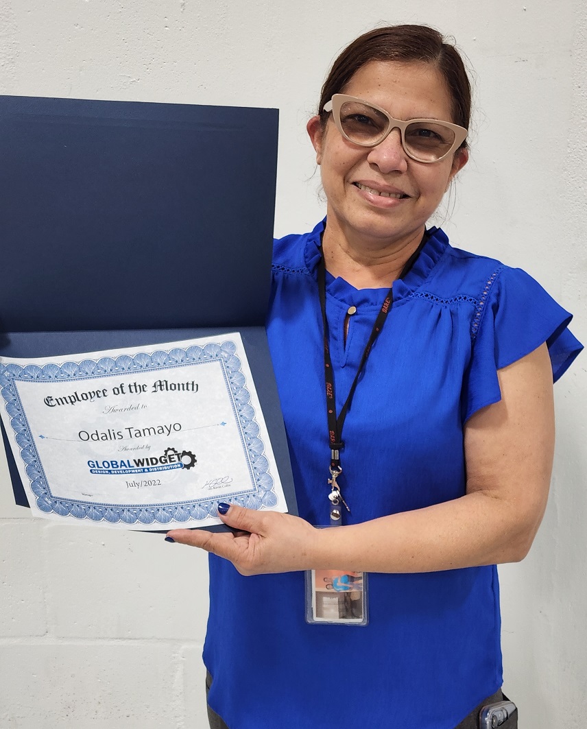 GlobalWidget's tweet image. We recently honored our July Employees of the Month from our production team. Congratulations to Odalis Tamayo (left) and Teresa Gonzalez (right)!