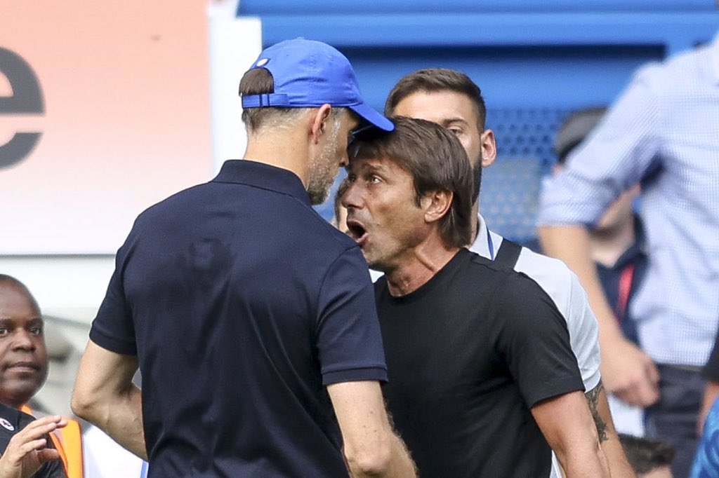 🥇| The “handshake war“ between Tuchel and Conte was triggered by Conte, the #Spurs coach shouted “Fuck off!” several times to the Chelsea bench. <a href="/cfbayern/">Christian Falk</a>