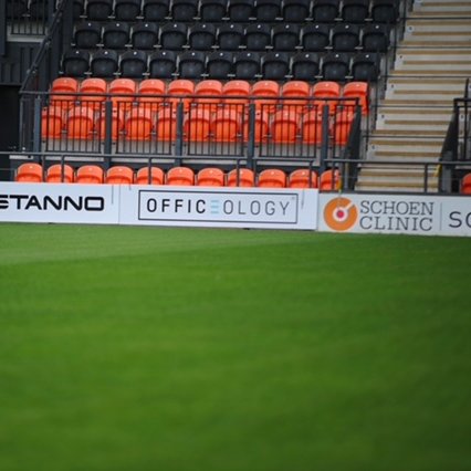OfficeologyUK's tweet photo. We're proud to be a supplier to & sponsor of @BarnetFC! 🐝
@OFFICEOLOGYuk recently supplied & installed 7 photocopiers to the office team at Barnet FC. We will also be sponsoring the team this season ⚽️
Look out for us on the hoardings at The Hive!
#BarnetFC #OFFICEOLOGY https://t.co/Rkx90lOKGz