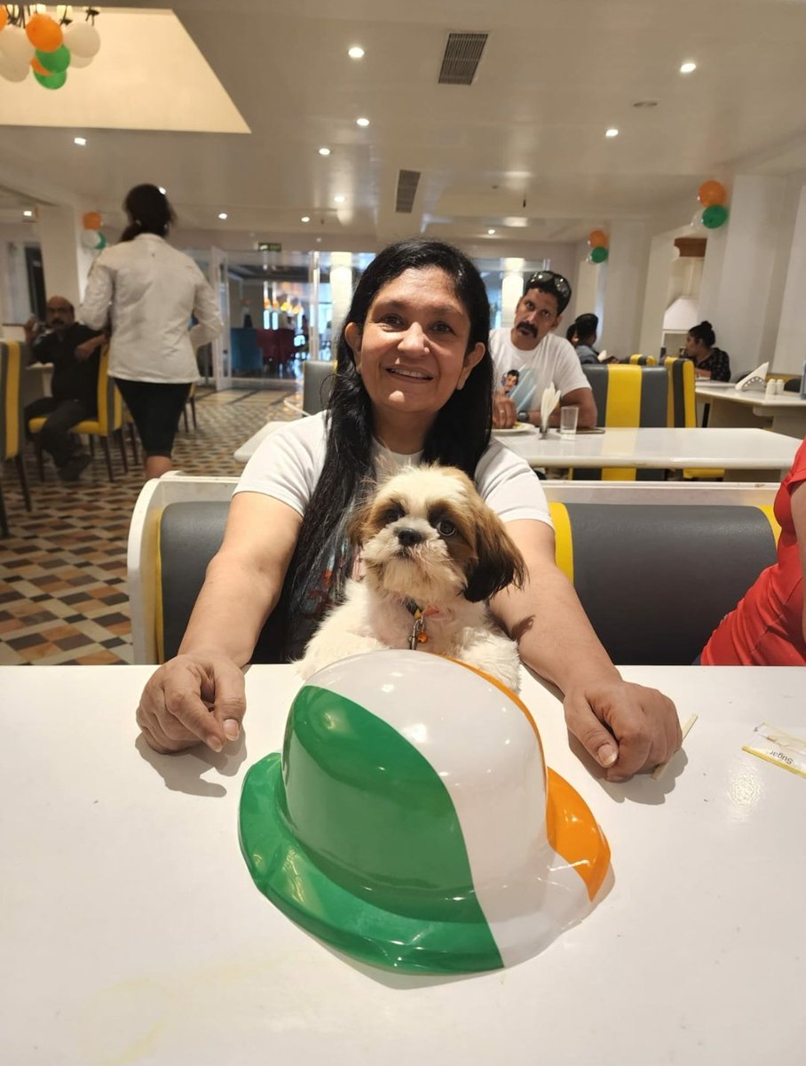 CalChange's tweet photo. Celebrating India's 75th Independence Day! 🥳🥳
#pets #dogsoftwitter #dogs #cutepet #love #compassion #kindness #IndependenceDay #75th #India https://t.co/8DQMq7WEYu