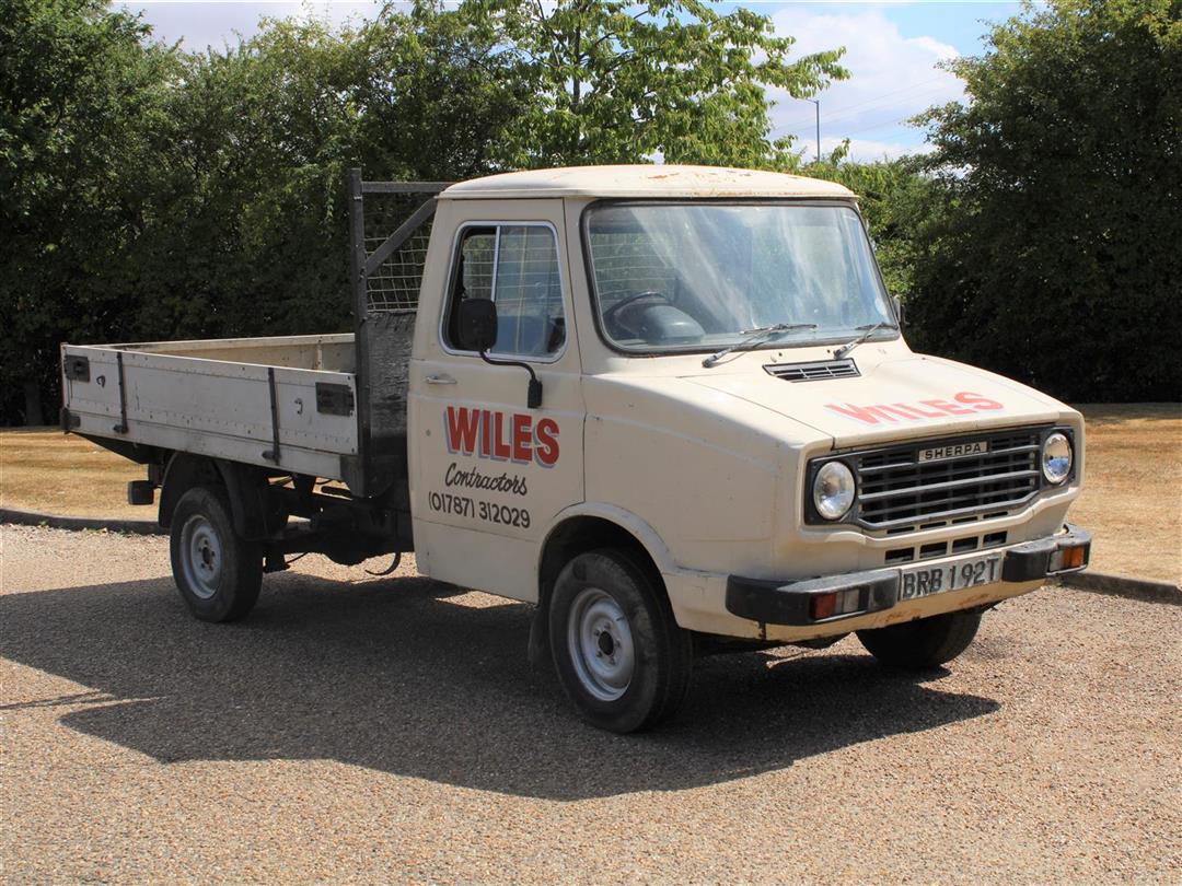 ACAKingsLynn's tweet photo. #Pickup's and #Vans  Coming up in our #ClassicAuction
Saturday 20th &amp; Sunday 21st August

1987 #FordP100 L Pick-Up
1978 #Leyland Sherpa Pick-Up
1988 #FordTransit Flareside
1973 #International 1110 #Stepside

https://t.co/KqeKnS0z6m

#classiccars #classiccar #classicauto https://t.co/2RE4rWn5MZ